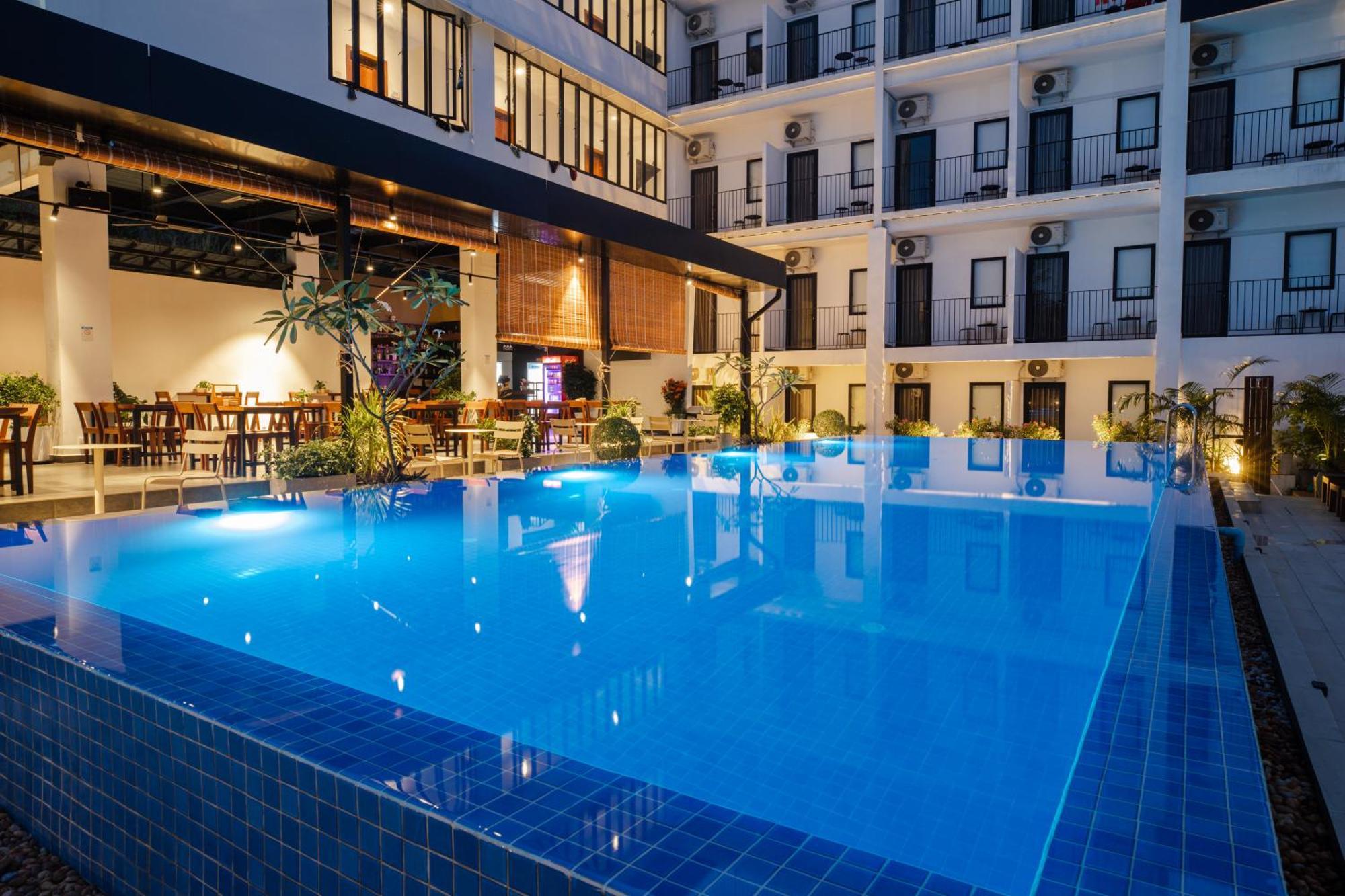 Onederz - 10 Mins Walk From The Tourism Pier Hostel Sihanoukville