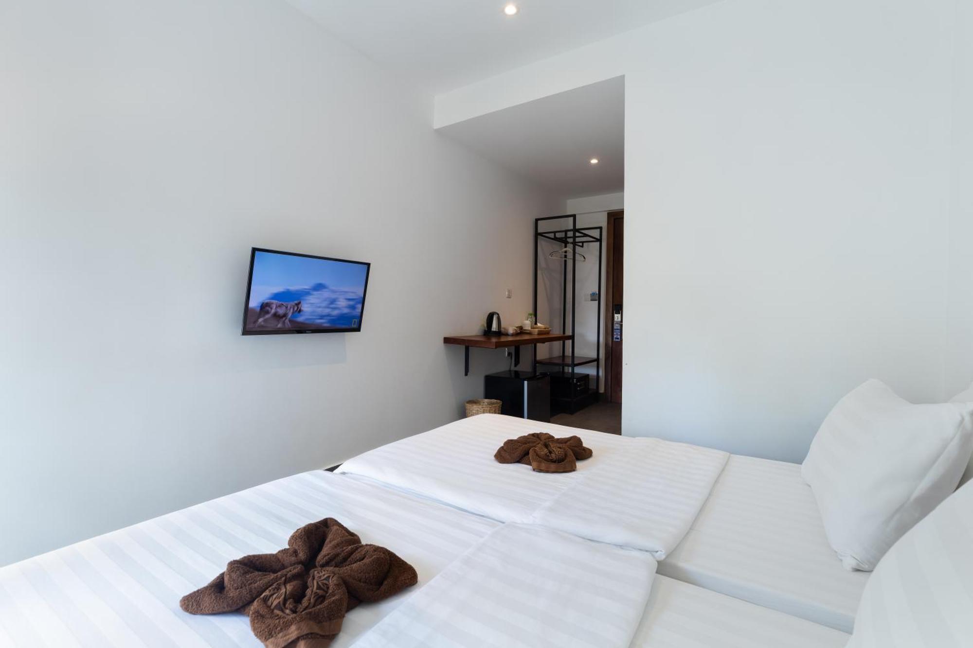 Hostel Onederz - 10 Mins Walk From The Tourism Pier Sihanoukville